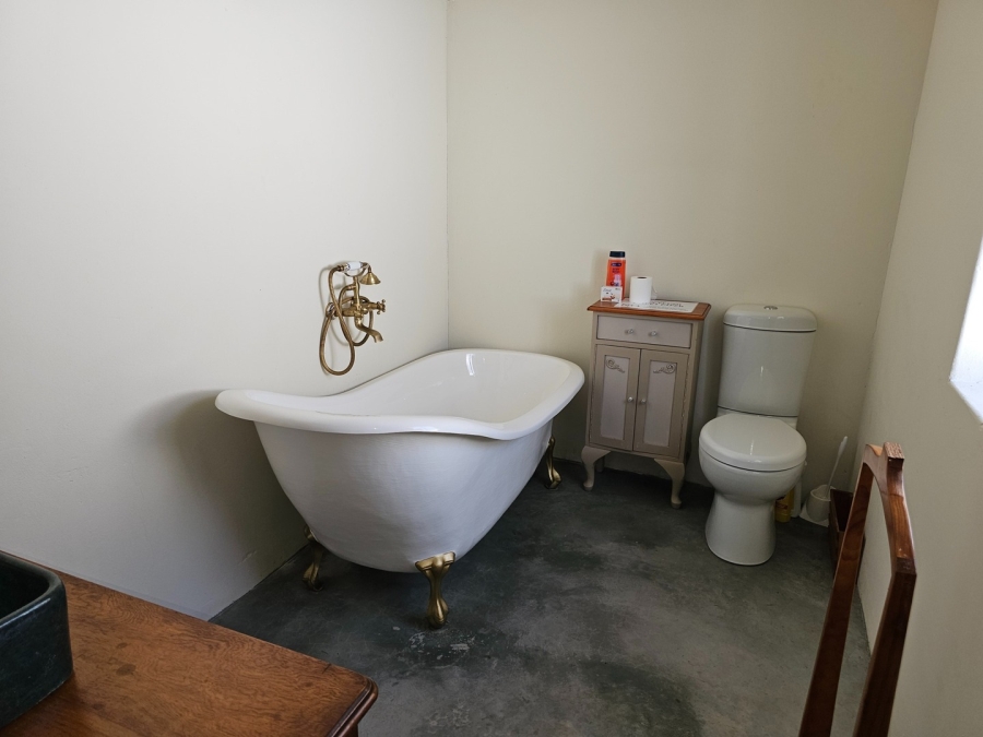 3 Bedroom Property for Sale in Albertinia Western Cape
